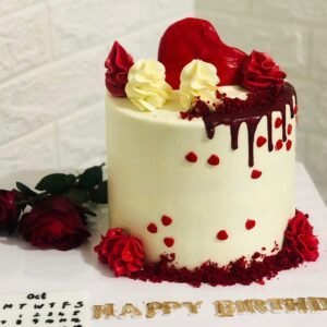 red-velvet-drip-romance-cake