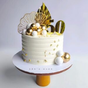 golden-50-celebration-cake